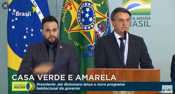 Bolsonaro rebatiza Minha Casa, Minha Vida, reduz juros e mira N e NE